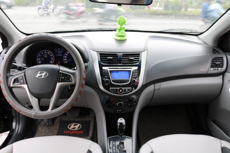 Hyundai Accent Blue 1.4AT 2014 - 13