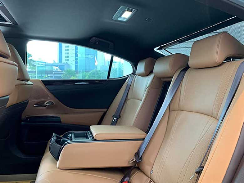 Lexus ES 250 2020: Giá lăn bánh và thông số - 15