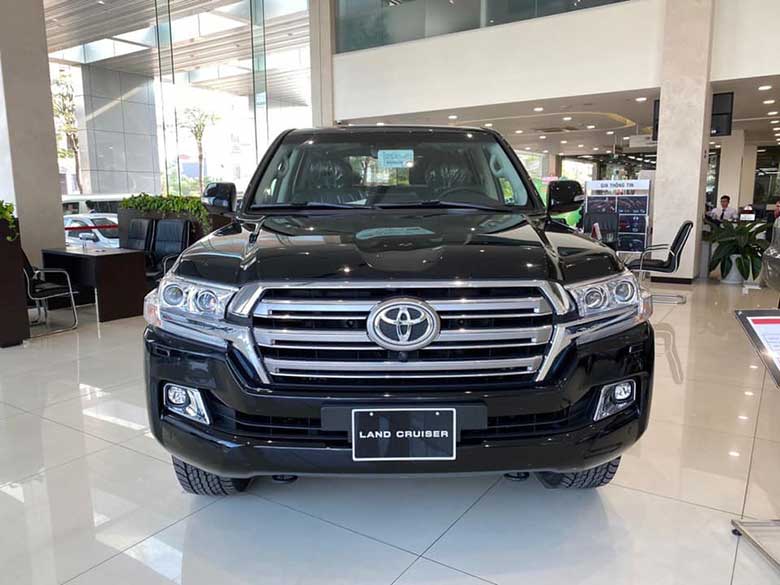 Giá xe Toyota Land Cruiser 2020