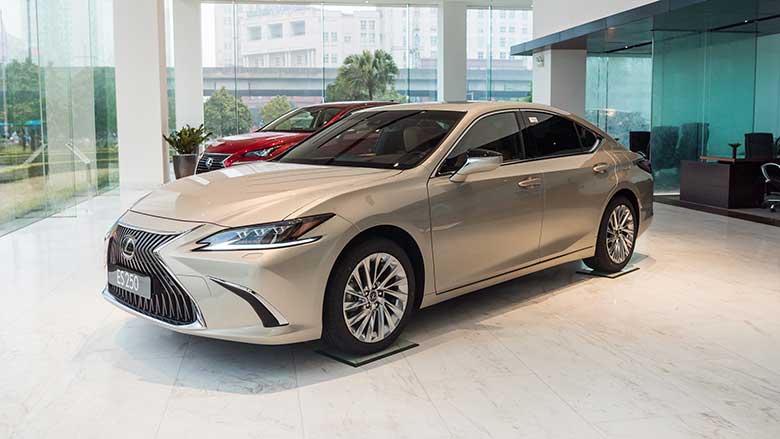 Lexus ES250 giá lăn bánh khuyến mãi 032023 thông số xe trả góp   Giaxehoivn