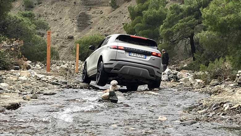 Range Rover Evoque 2020: SUV cỡ nhỏ, thông số, giá bán - 21