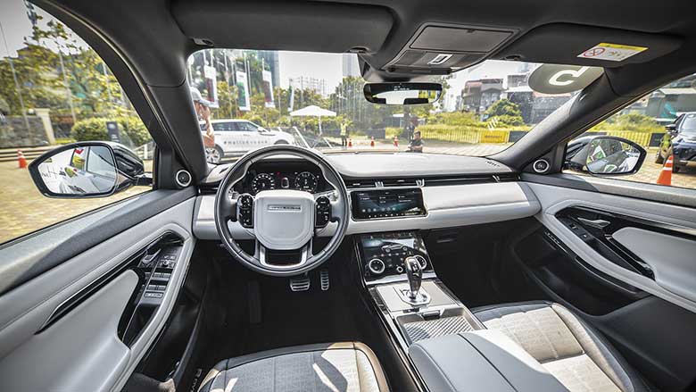 Range Rover Evoque 2020: SUV cỡ nhỏ, thông số, giá bán - 14