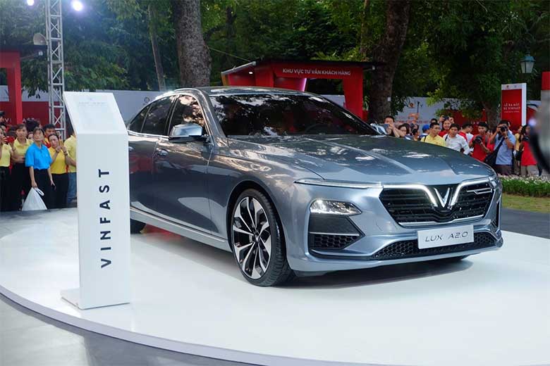 VinFast Lux A20 giá chưa tới 500 triệu đồng  Ưu đãi cuối cùng dành cho xe  xăng made in Vietnam
