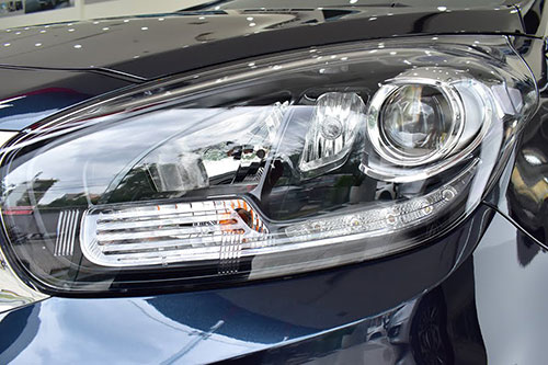 Kia Rondo 2020 đáng giá và giá bán tháng 6/2020 - 7