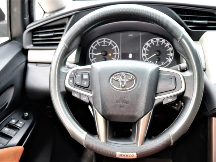 Toyota Innova E 2.0MT 2019 - 15