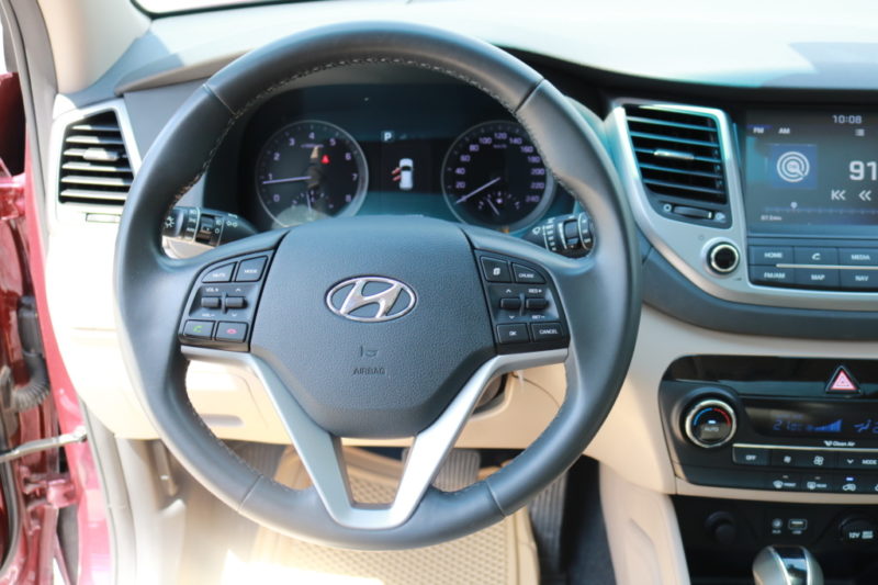 Hyundai Tucson 2.0 2WD 2.0AT 2018 - 16