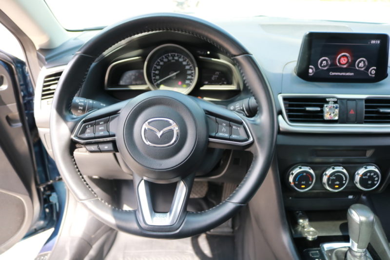 Mazda 3 Facelift 1.5AT 2018 - 17