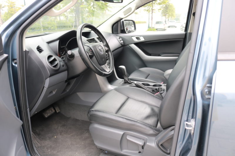 Mazda BT-50 2.2AT 2019 - 10