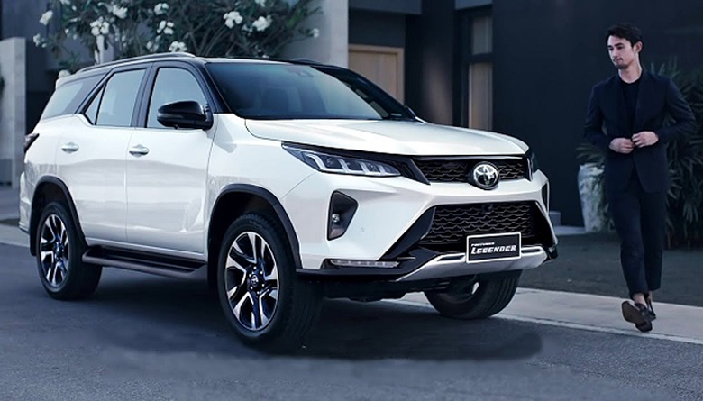 Đánh giá xe Toyota Fortuner 2021 : giá lăn bánh & khuyến mãi (09/2020) - 14