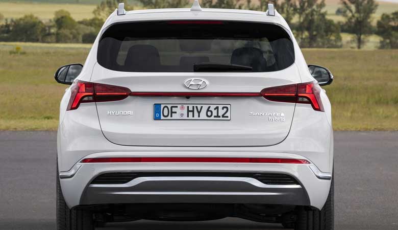 có nên mua xe hyundai santafe 2021