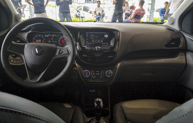 Toyota Wigo 2021 vs Vinfast Fadil 2020 - 10