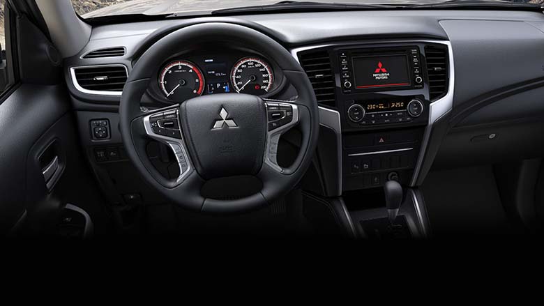 Đánh giá Mitsubishi Triton 2020 và giá bán tháng 7/2020 - 13