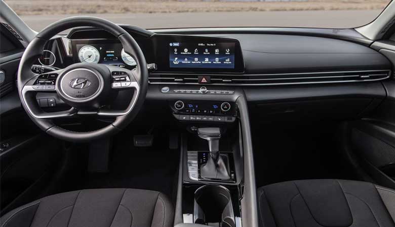 Đánh giá bảng táp-lô xe Hyundai Elantra 2021