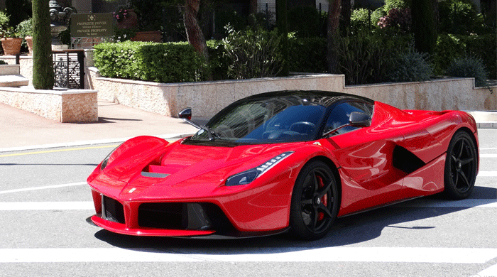 Hình ảnh chi tiết Ferrari 488  siêu xe linh hoạt nhất từ trước đến nay