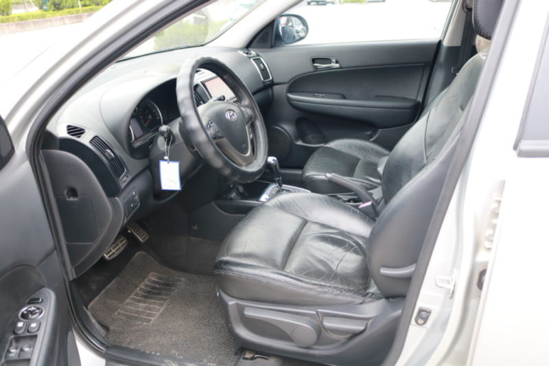 Hyundai i30 1.6AT 2009 - 9