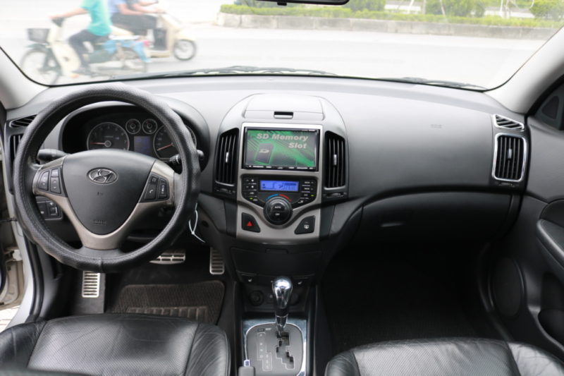 Hyundai i30 1.6AT 2009 - 12