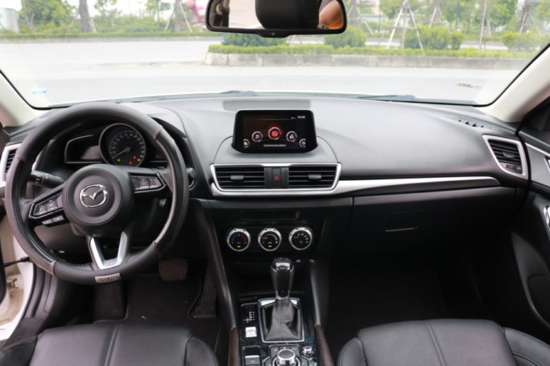 Mazda 3 Facelift 1.5AT 2017 - 13