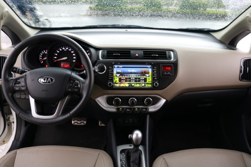 Kia Rio 1.4AT 2016 - 12