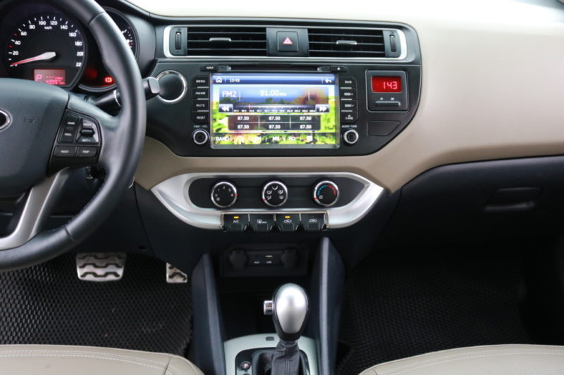 Kia Rio 1.4AT 2016 - 15