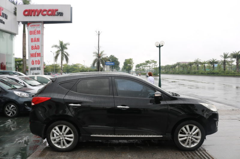 Hyundai Tucson 2.0 4WD 2.0AT 2012 - 2