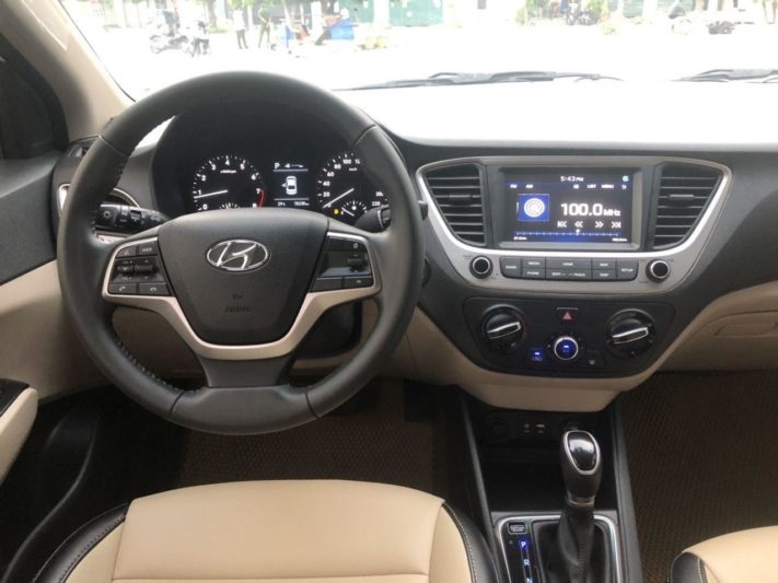 Hyundai Accent 1.4AT 2019 - 8