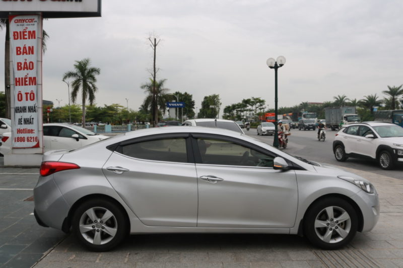 Hyundai Elantra GLS 1.8AT 2013 - 2