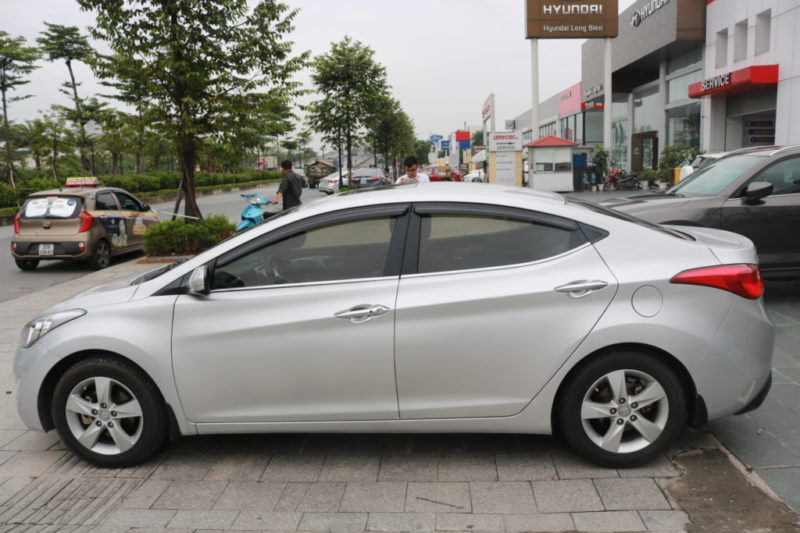 Hyundai Elantra GLS 1.8AT 2013 - 5