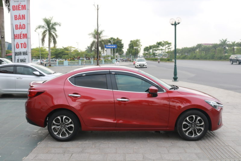 Mazda 2 Sedan 1.5AT 2018 - 2