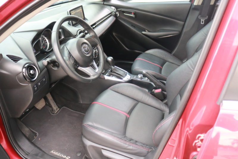 Mazda 2 Sedan 1.5AT 2018 - 9