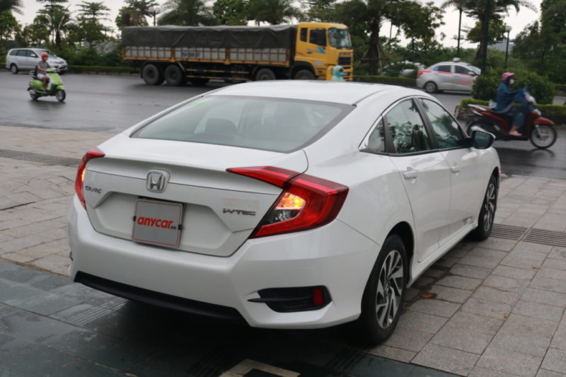 Honda Civic E 1.8AT 2019 - 6