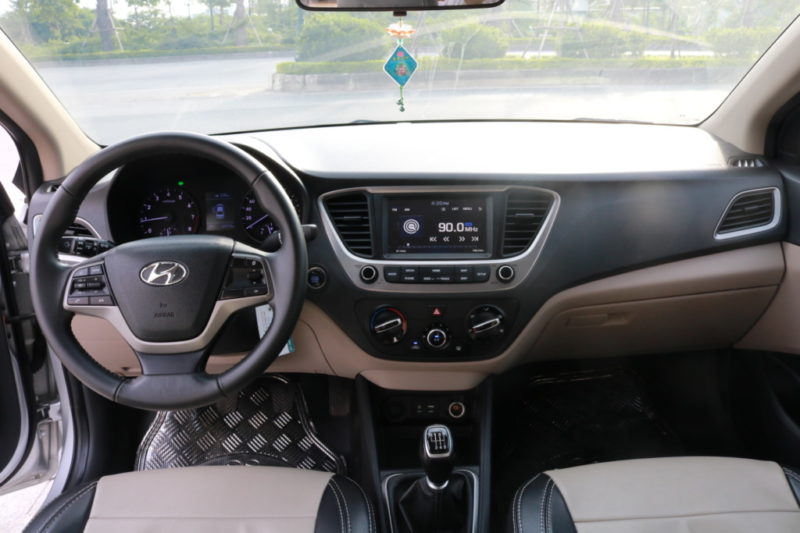 Hyundai Accent 1.4MT 2018 - 13