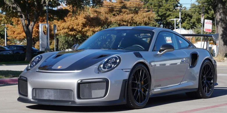 Porsche 911 GT2 RS