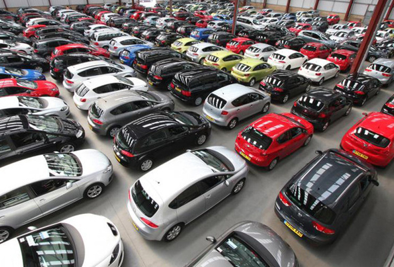 Bất ngờ hàng loạt ô tô được bán thanh lý giá chỉ 55  150 triệu đồng   VTVVN