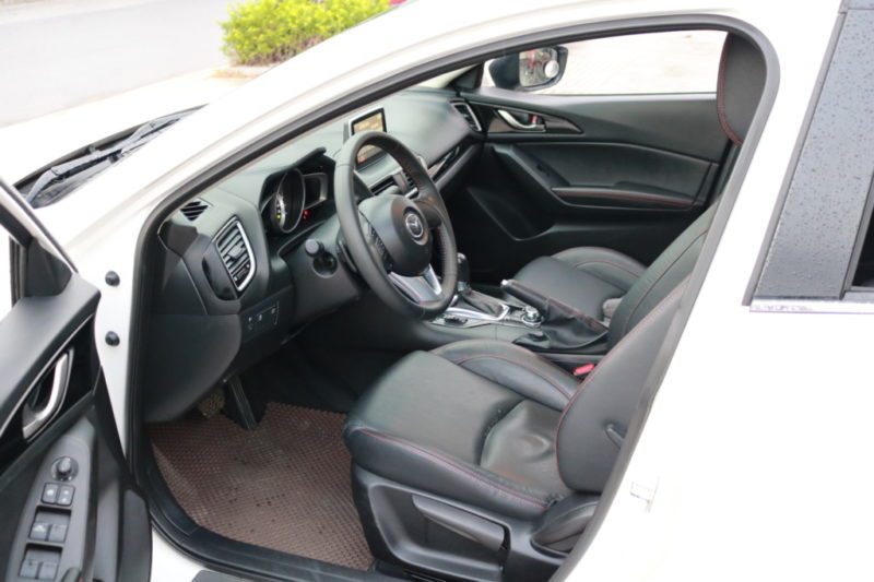 Mazda 3 SD 1.5AT 2015 - 9