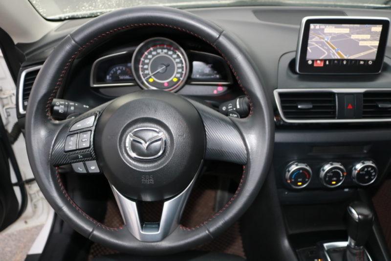 Mazda 3 SD 1.5AT 2015 - 10