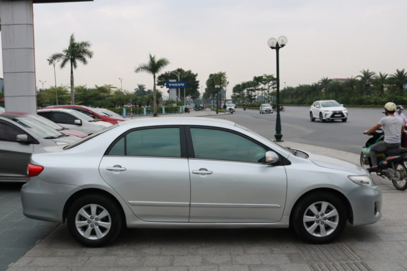 Toyota Altis 1.8AT 2010 - 4