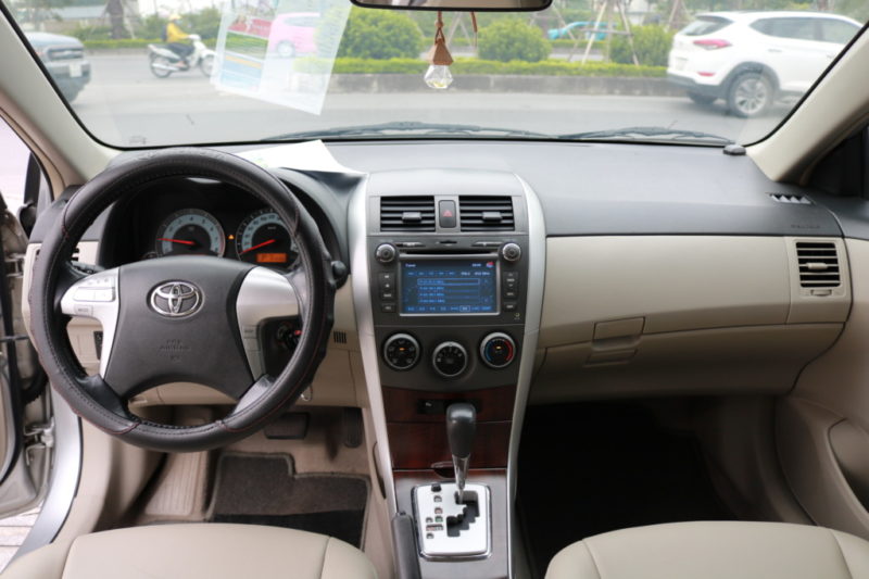 Toyota Altis 1.8AT 2010 - 16