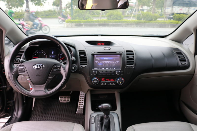 Kia K3 2.0AT 2015 - 15