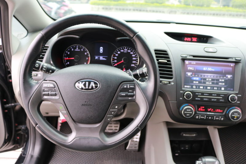 Kia K3 2.0AT 2015 - 14