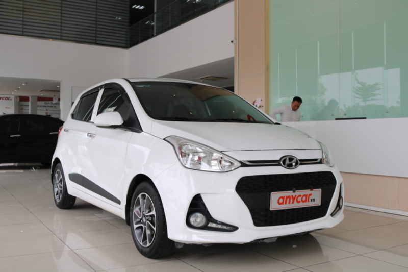 Hyundai i10 Hatchback 1.2AT 2019 - 1