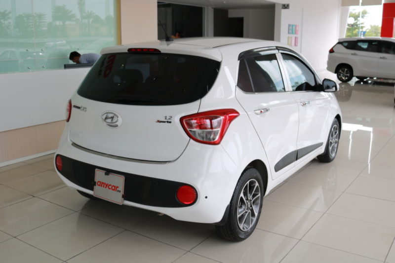 Hyundai i10 Hatchback 1.2AT 2019 - 5