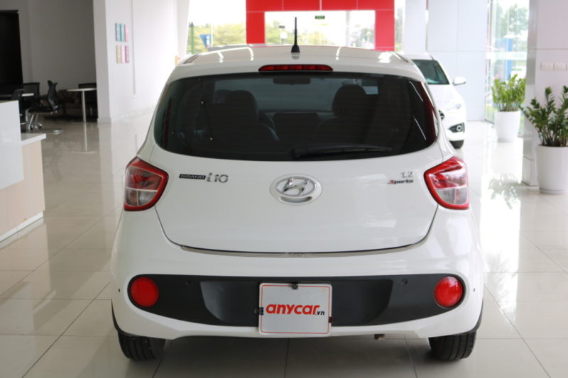 Hyundai i10 Hatchback 1.2AT 2019 - 6