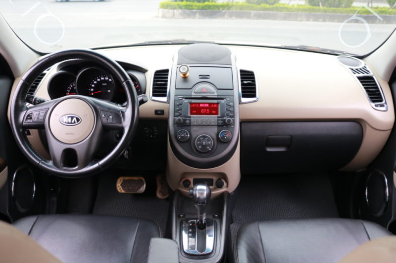 Kia Soul 1.6AT 2009 - 14