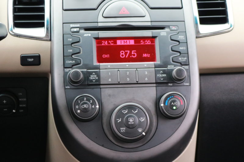 Kia Soul 1.6AT 2009 - 16