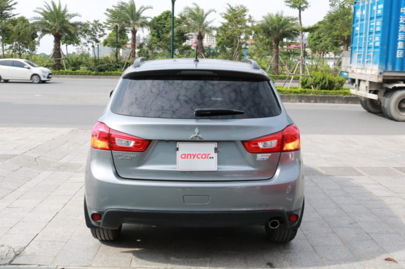 Mitsubishi Outlander 2.0AT 2014 - 7