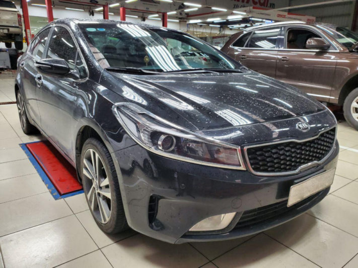 Kia Cerato 1.6MT 2018 - 1