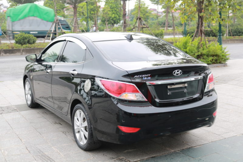 Hyundai Accent Blue 1.4AT 2014 - 5