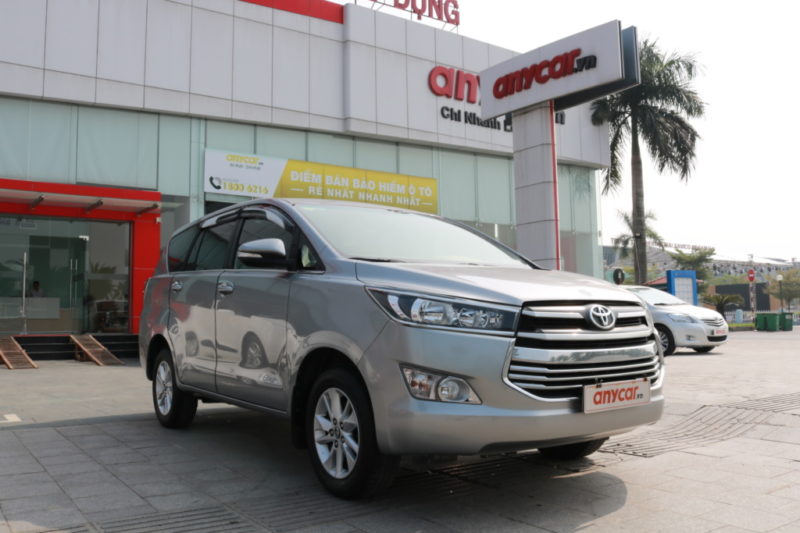 Toyota Innova E 2.0MT 2017 - 1