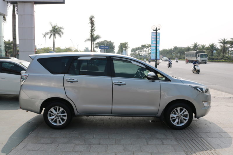 Toyota Innova E 2.0MT 2017 - 4