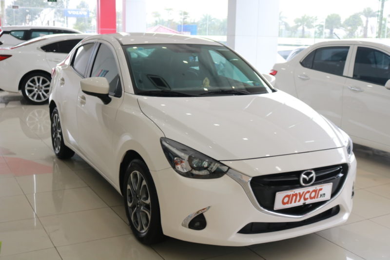 Mazda 2 Sedan Premium 1.5AT 2019 - 1